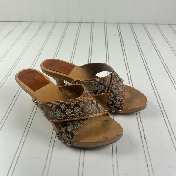 Coach Sharon Tan Brown Wooden Kitten Heel Clogs Vintage Y2K Women’s Size 6 - Picture 2 of 11